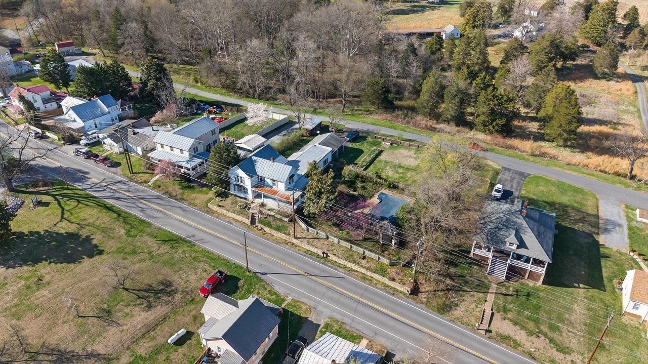 422 MECHANIC ST, LURAY, Virginia 22835, 5 Bedrooms Bedrooms, ,2 BathroomsBathrooms,Residential,422 MECHANIC ST,675081 MLS # 675081