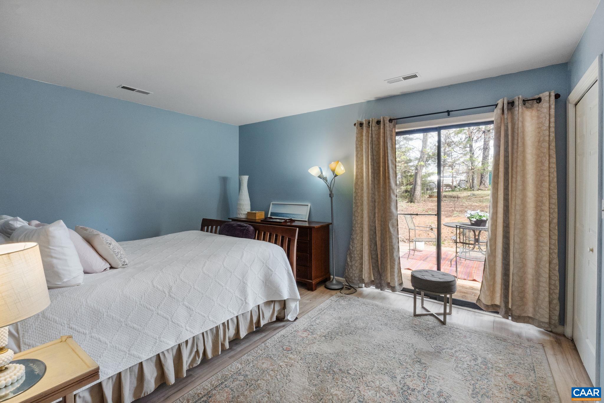 1 RIDGEVIEW CIR, CHARLOTTESVILLE, Virginia 22902, 3 Bedrooms Bedrooms, ,2 BathroomsBathrooms,Residential,1 RIDGEVIEW CIR,675133 MLS # 675133