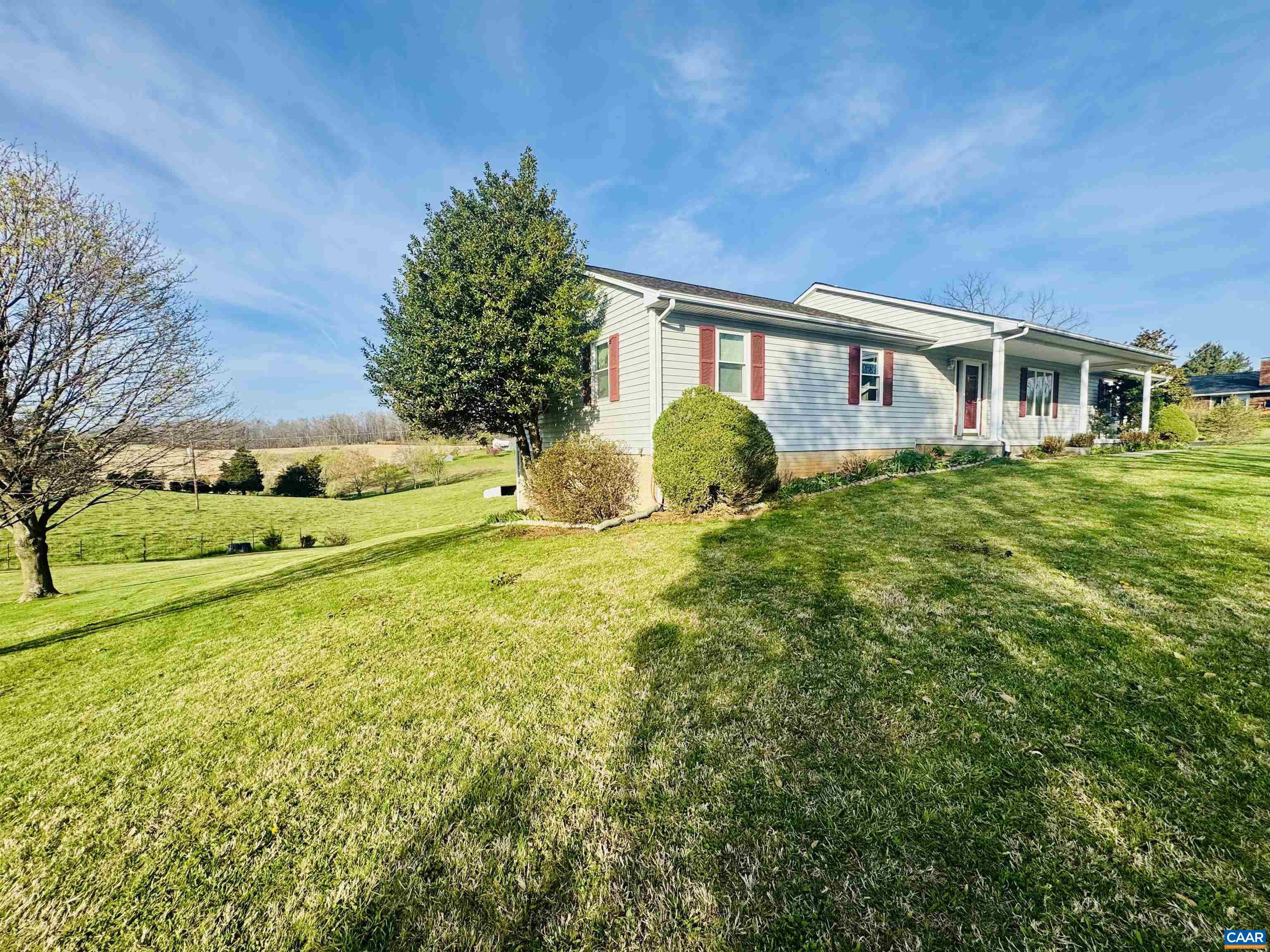 224 SAINT JAMES RD, FISHERSVILLE, Virginia 22939, 3 Bedrooms Bedrooms, ,2 BathroomsBathrooms,Residential,224 SAINT JAMES RD,675185 MLS # 675185