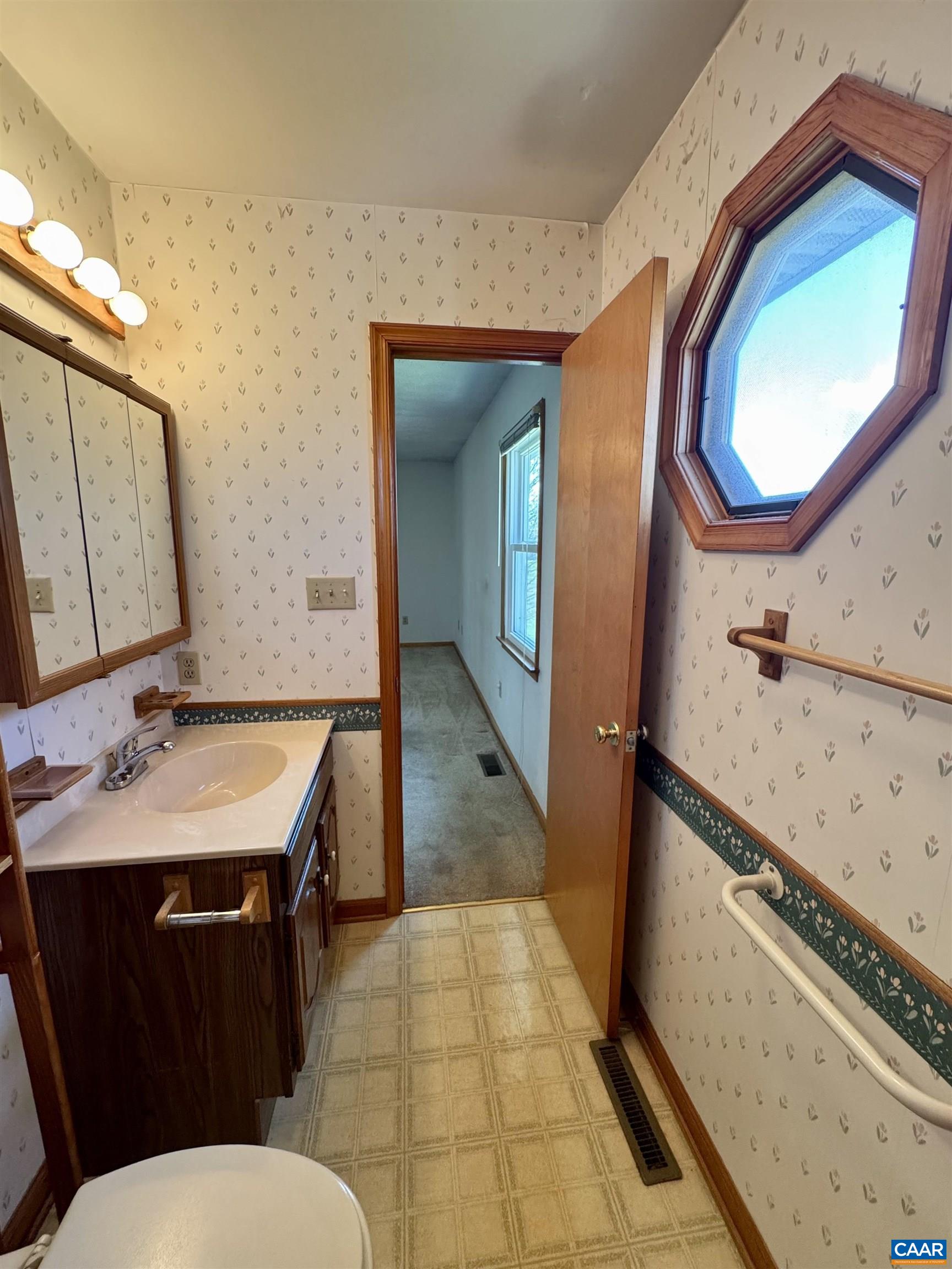 224 SAINT JAMES RD, FISHERSVILLE, Virginia 22939, 3 Bedrooms Bedrooms, ,2 BathroomsBathrooms,Residential,224 SAINT JAMES RD,675185 MLS # 675185