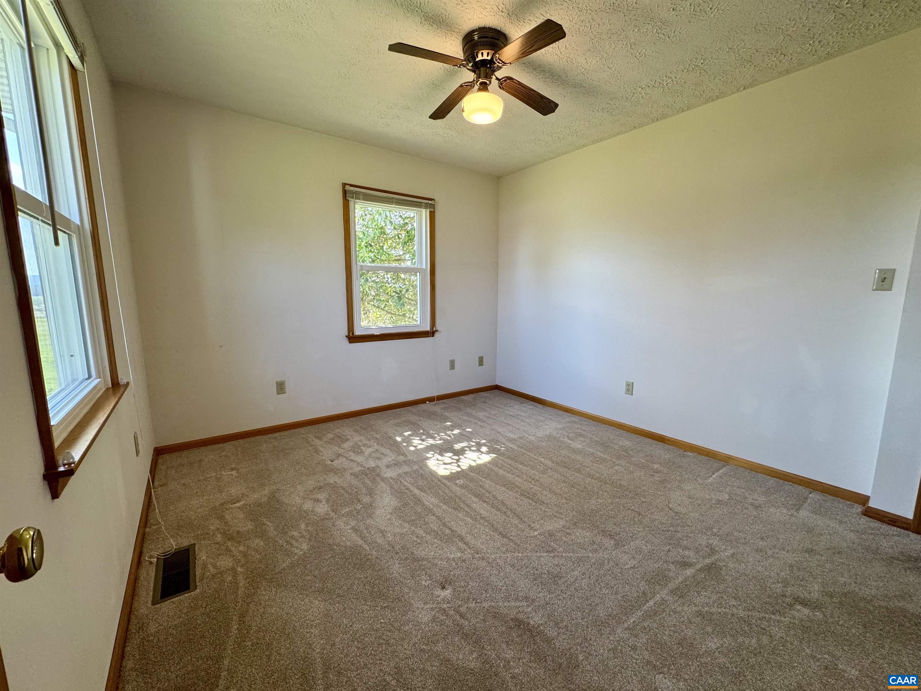 224 SAINT JAMES RD, FISHERSVILLE, Virginia 22939, 3 Bedrooms Bedrooms, ,2 BathroomsBathrooms,Residential,224 SAINT JAMES RD,675185 MLS # 675185