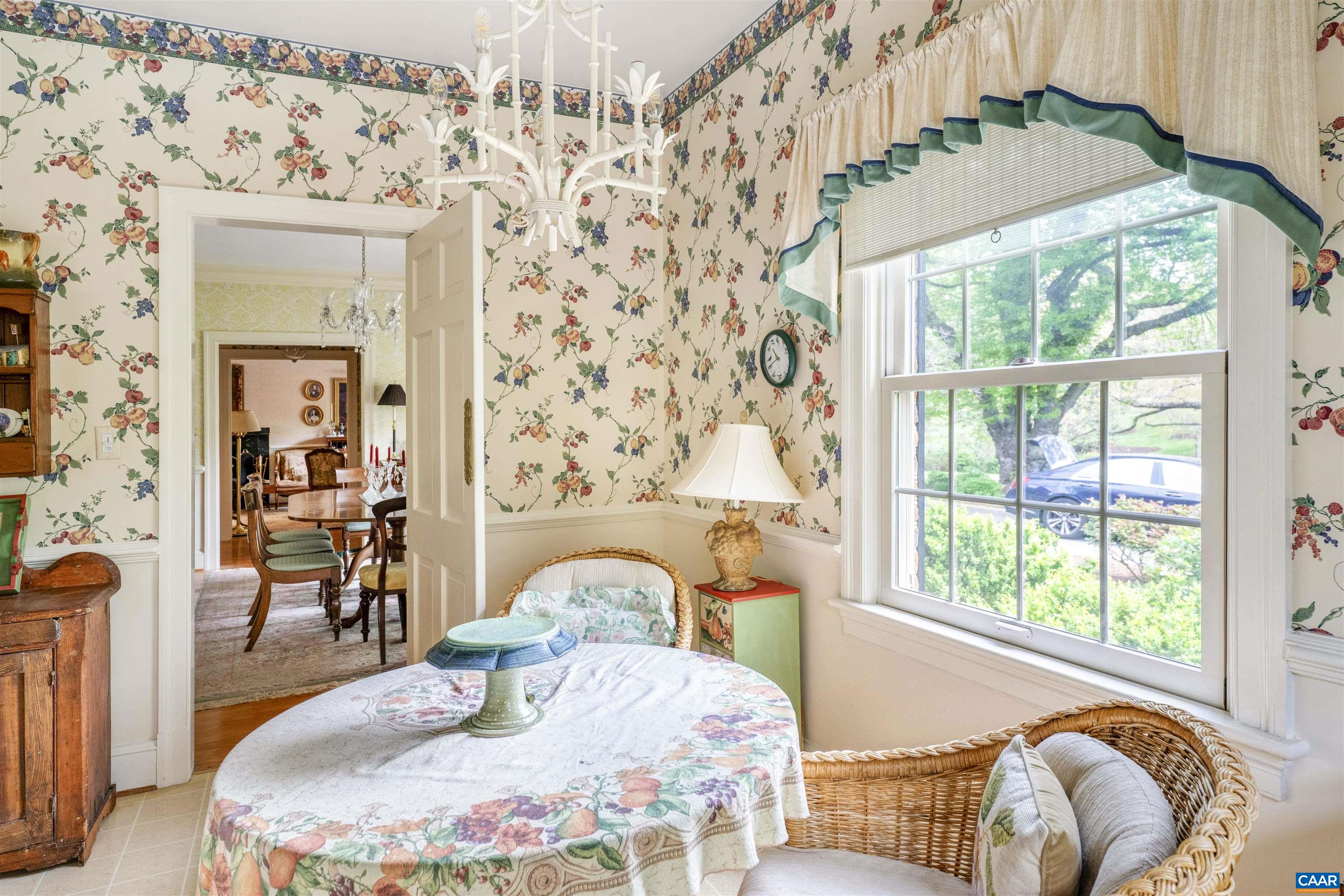 42 OLD FARM RD, CHARLOTTESVILLE, Virginia 22903, 4 Bedrooms Bedrooms, ,3 BathroomsBathrooms,Residential,42 OLD FARM RD,675215 MLS # 675215