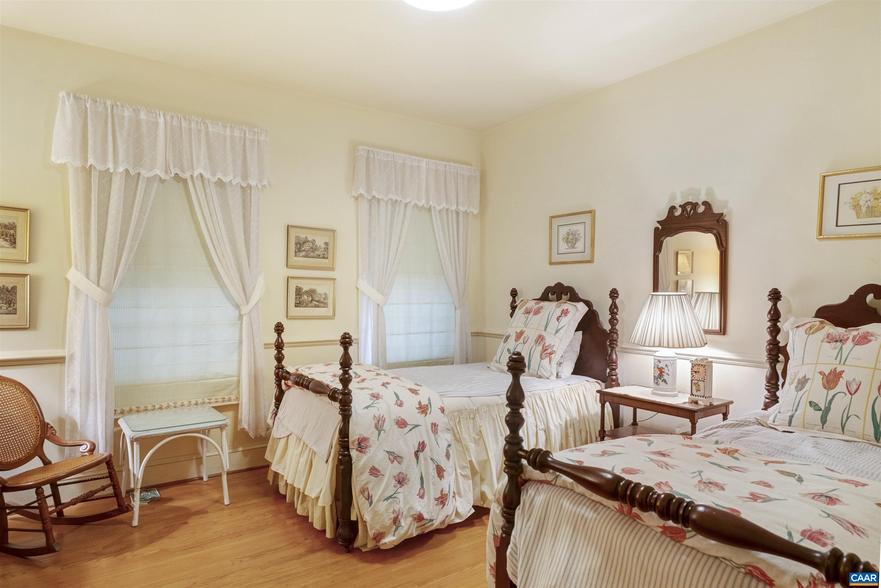 42 OLD FARM RD, CHARLOTTESVILLE, Virginia 22903, 4 Bedrooms Bedrooms, ,3 BathroomsBathrooms,Residential,42 OLD FARM RD,675215 MLS # 675215