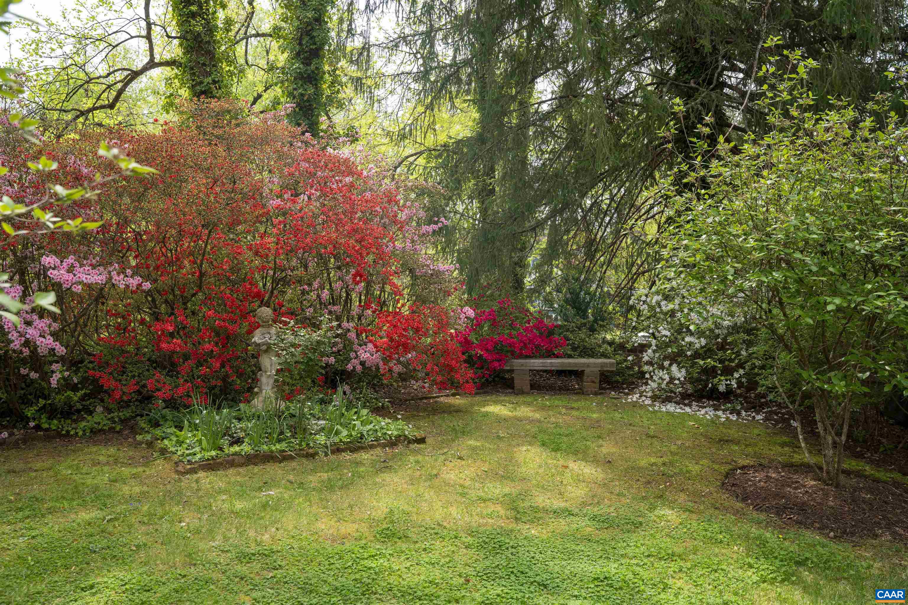 42 OLD FARM RD, CHARLOTTESVILLE, Virginia 22903, 4 Bedrooms Bedrooms, ,3 BathroomsBathrooms,Residential,42 OLD FARM RD,675215 MLS # 675215