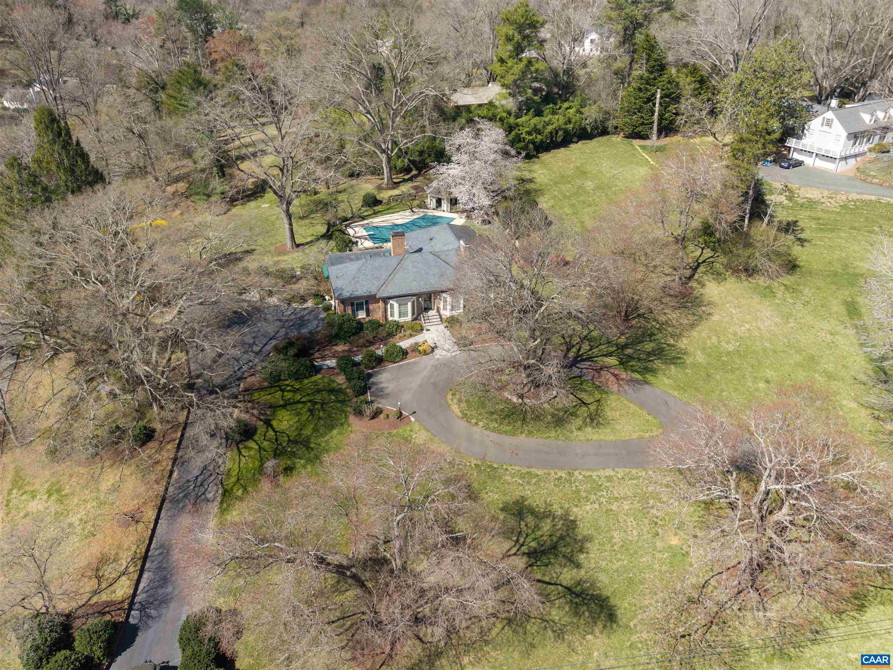 42 OLD FARM RD, CHARLOTTESVILLE, Virginia 22903, 4 Bedrooms Bedrooms, ,3 BathroomsBathrooms,Residential,42 OLD FARM RD,675215 MLS # 675215