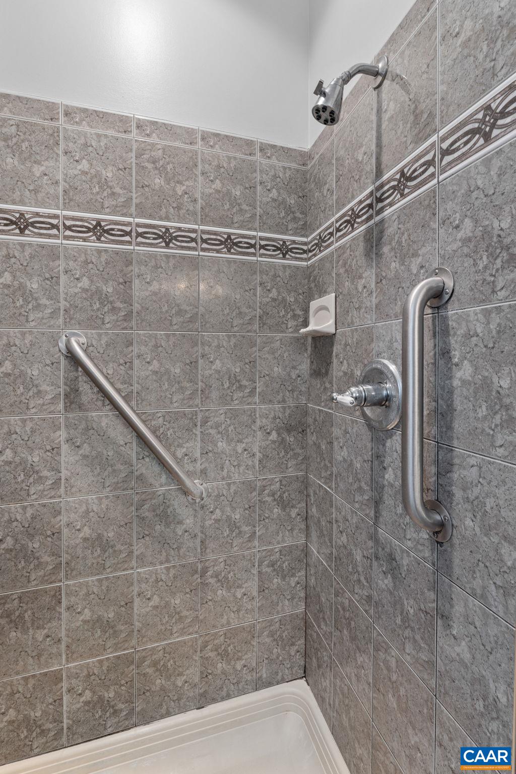 500 RHUE HOLLOW RD, ROSELAND, Virginia 22967, 2 Bedrooms Bedrooms, ,2 BathroomsBathrooms,Residential,Fern Brooke,500 RHUE HOLLOW RD,675217 MLS # 675217