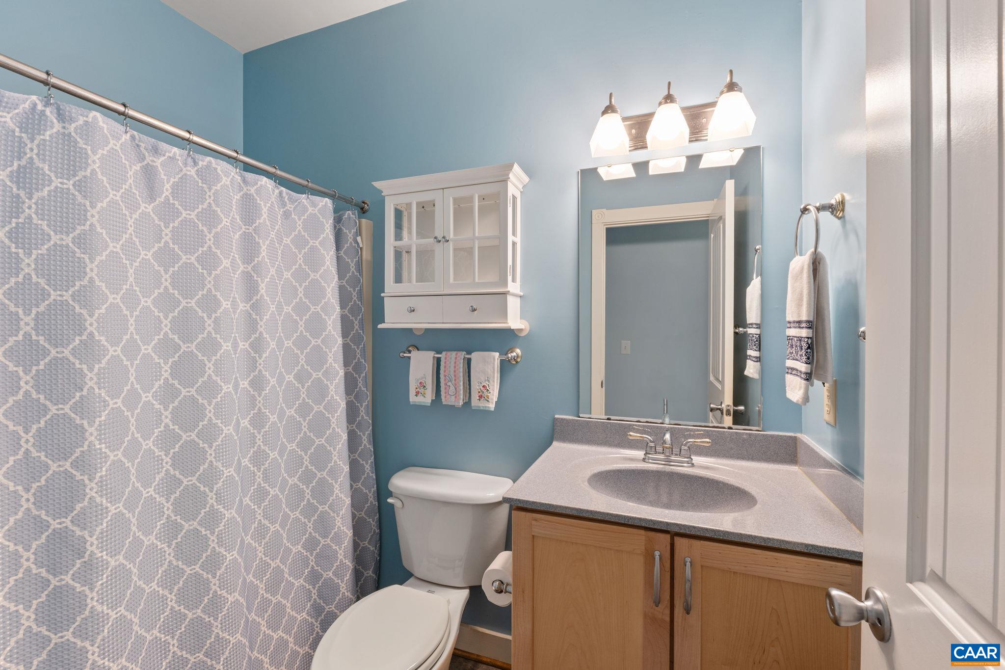 500 RHUE HOLLOW RD, ROSELAND, Virginia 22967, 2 Bedrooms Bedrooms, ,2 BathroomsBathrooms,Residential,Fern Brooke,500 RHUE HOLLOW RD,675217 MLS # 675217