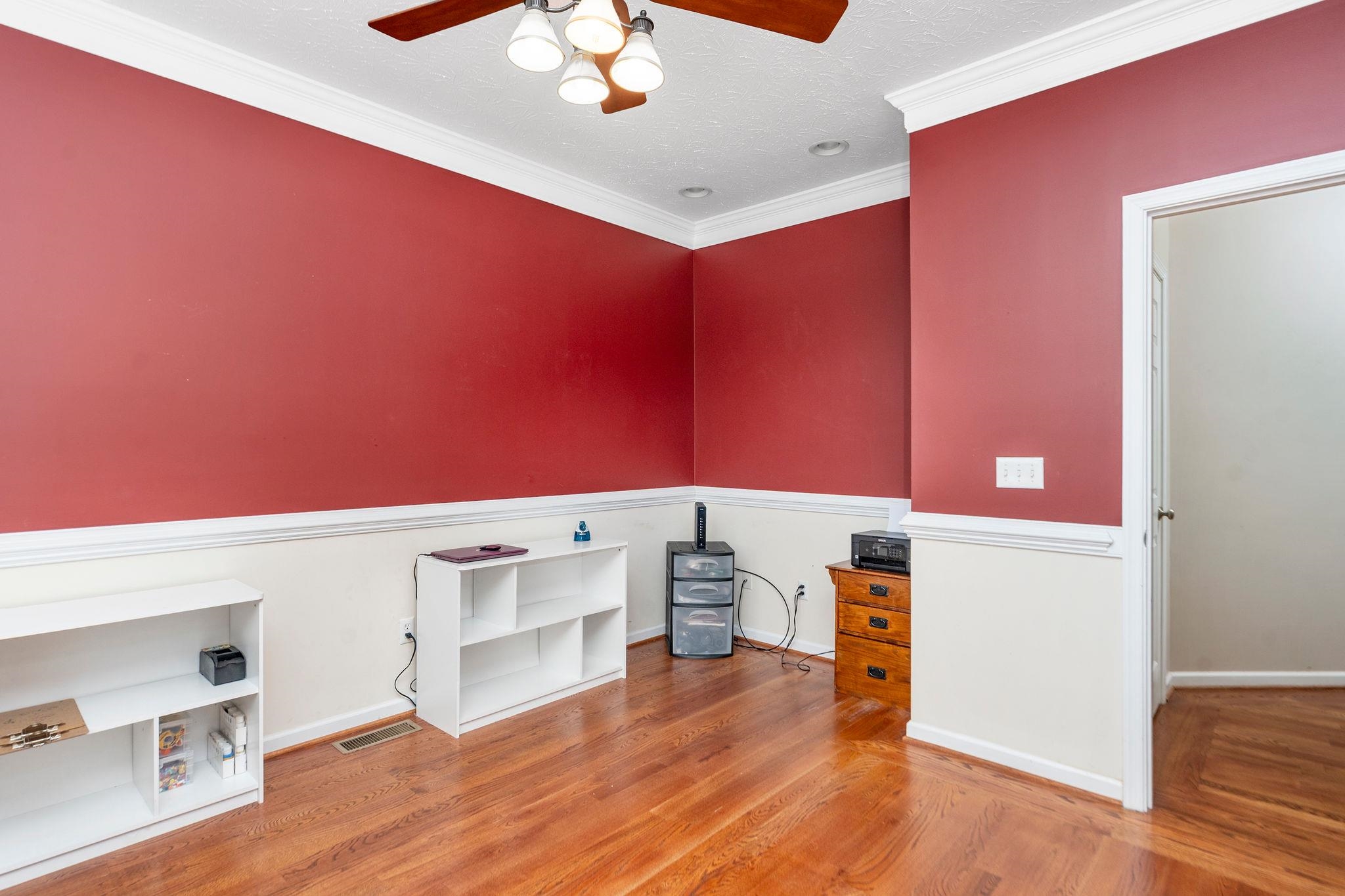 12 LITTLE JOHN CT, WAYNESBORO, Virginia 22980, 4 Bedrooms Bedrooms, ,3 BathroomsBathrooms,Residential,12 LITTLE JOHN CT,675219 MLS # 675219