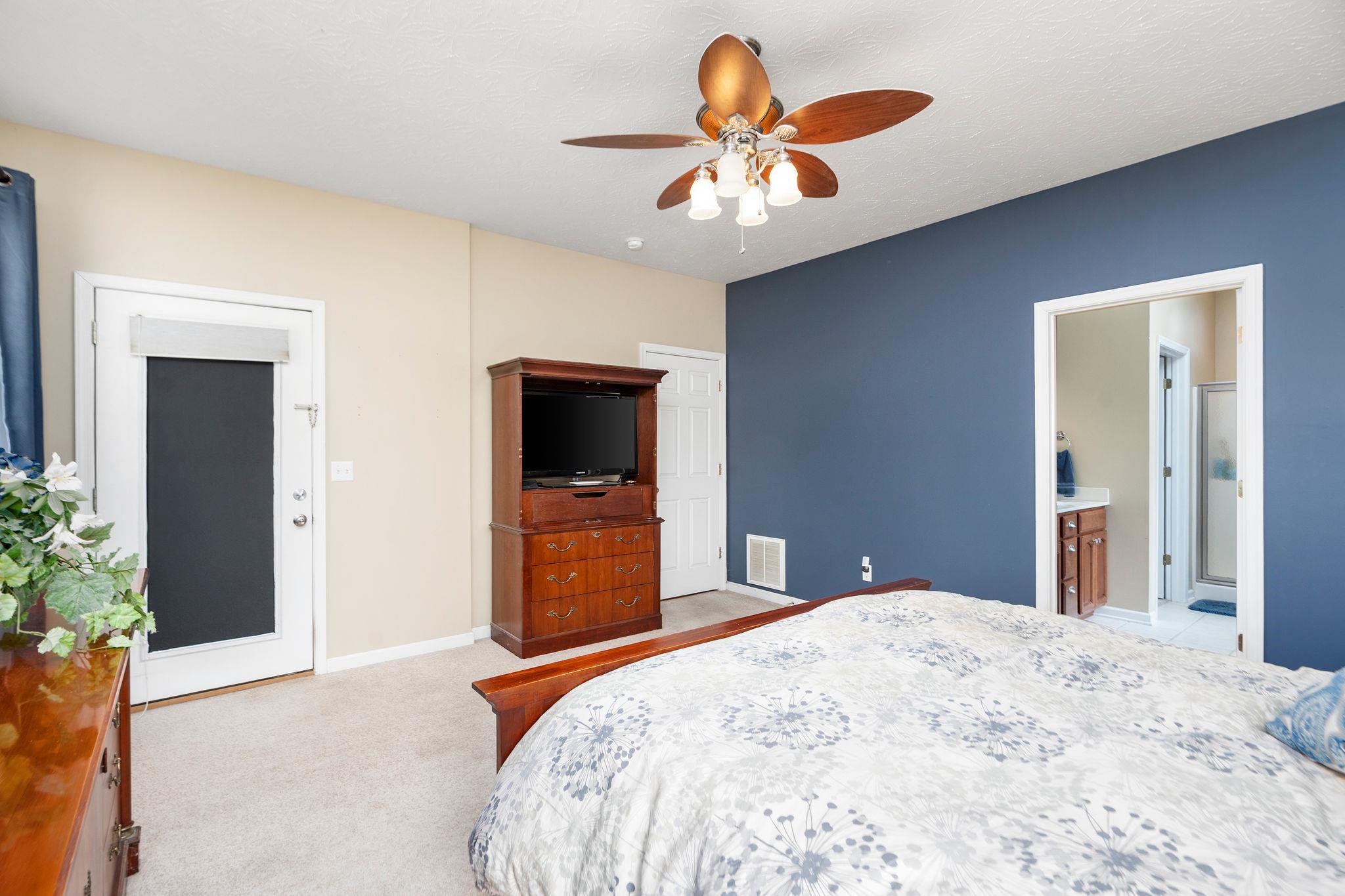 12 LITTLE JOHN CT, WAYNESBORO, Virginia 22980, 4 Bedrooms Bedrooms, ,3 BathroomsBathrooms,Residential,12 LITTLE JOHN CT,675219 MLS # 675219