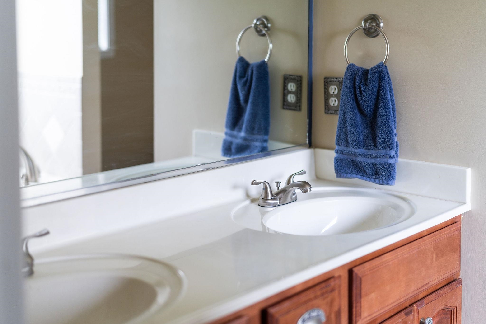 12 LITTLE JOHN CT, WAYNESBORO, Virginia 22980, 4 Bedrooms Bedrooms, ,3 BathroomsBathrooms,Residential,12 LITTLE JOHN CT,675219 MLS # 675219