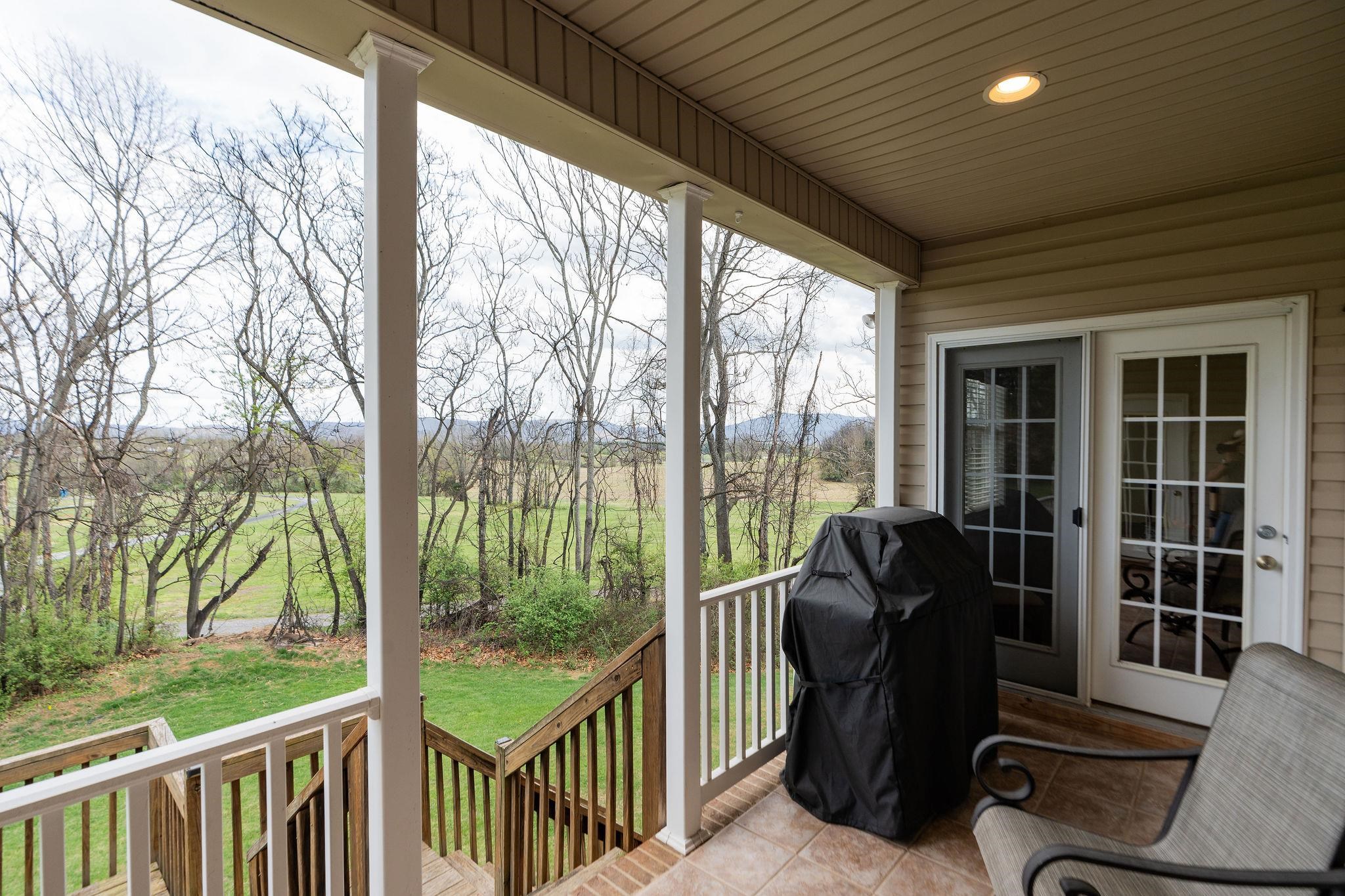 12 LITTLE JOHN CT, WAYNESBORO, Virginia 22980, 4 Bedrooms Bedrooms, ,3 BathroomsBathrooms,Residential,12 LITTLE JOHN CT,675219 MLS # 675219