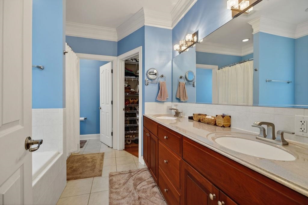 24 TRADEWIND CIR, FISHERSVILLE, Virginia 22939, 4 Bedrooms Bedrooms, ,3 BathroomsBathrooms,Residential,24 TRADEWIND CIR,675220 MLS # 675220