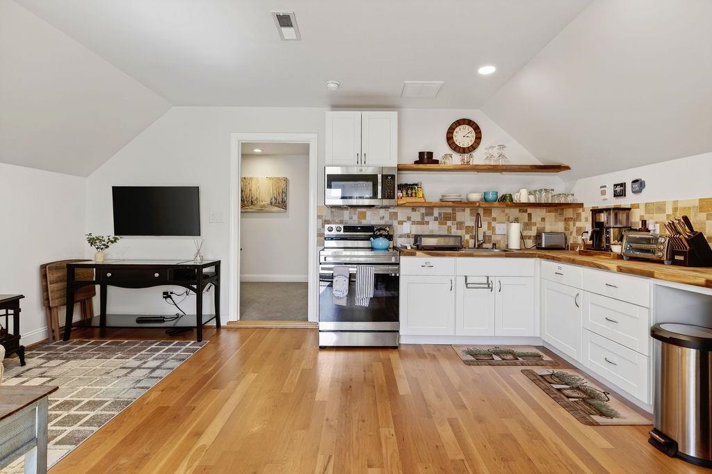 24 TRADEWIND CIR, FISHERSVILLE, Virginia 22939, 4 Bedrooms Bedrooms, ,3 BathroomsBathrooms,Residential,24 TRADEWIND CIR,675220 MLS # 675220