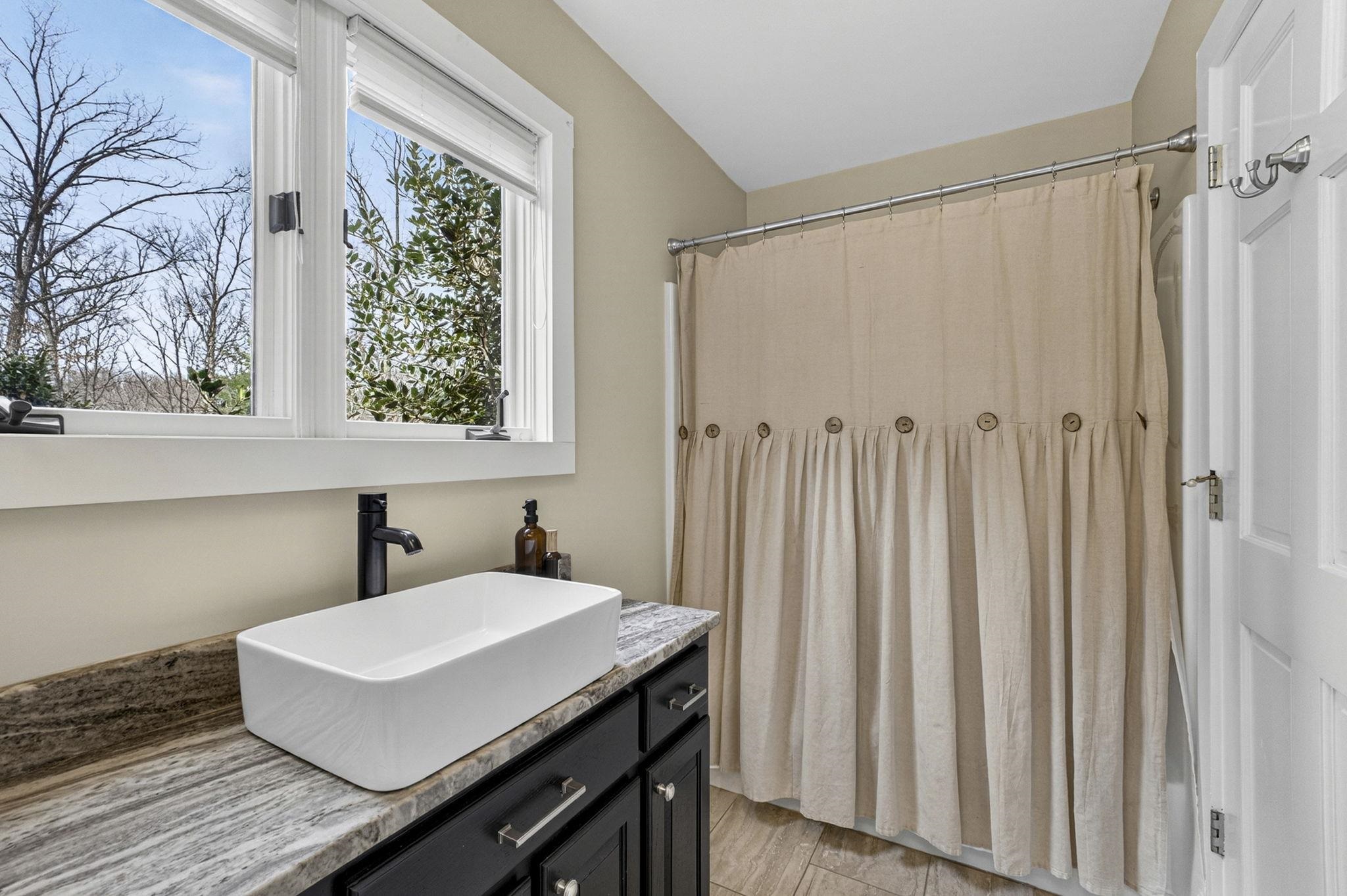 632 DRY CREEK LN, WINCHESTER, Virginia 22603, 4 Bedrooms Bedrooms, ,4 BathroomsBathrooms,Residential,Autumn Ridge Farm,632 DRY CREEK LN,675222 MLS # 675222