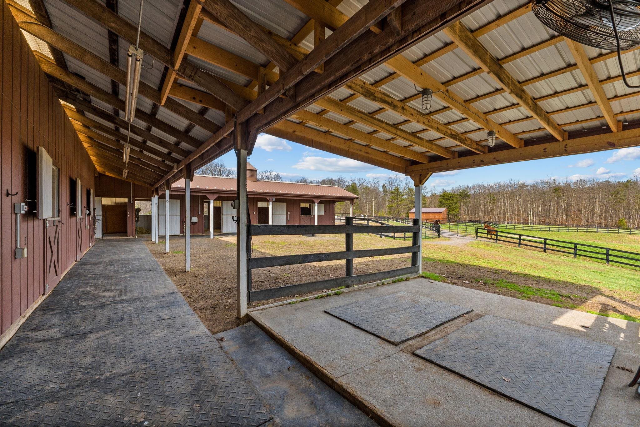 632 DRY CREEK LN, WINCHESTER, Virginia 22603, 4 Bedrooms Bedrooms, ,4 BathroomsBathrooms,Residential,Autumn Ridge Farm,632 DRY CREEK LN,675222 MLS # 675222