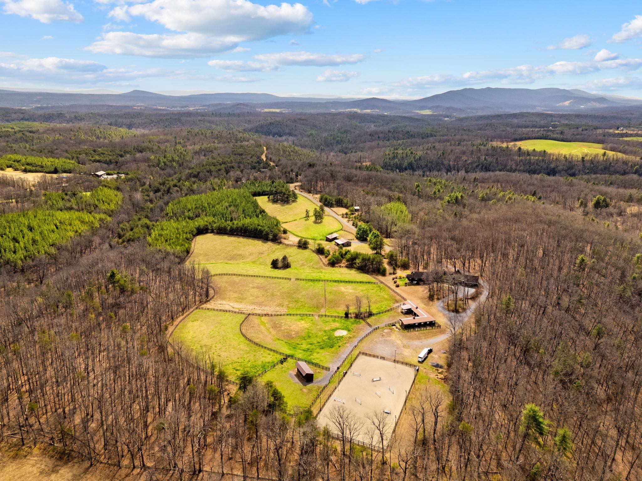 632 DRY CREEK LN, WINCHESTER, Virginia 22603, 4 Bedrooms Bedrooms, ,4 BathroomsBathrooms,Residential,Autumn Ridge Farm,632 DRY CREEK LN,675222 MLS # 675222