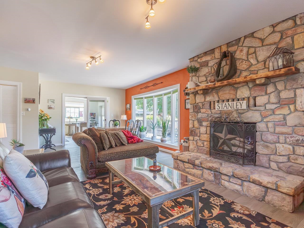 113 W MAIN ST, STANLEY, Virginia 22851, 6 Bedrooms Bedrooms, ,6 BathroomsBathrooms,Residential,113 W MAIN ST,675224 MLS # 675224