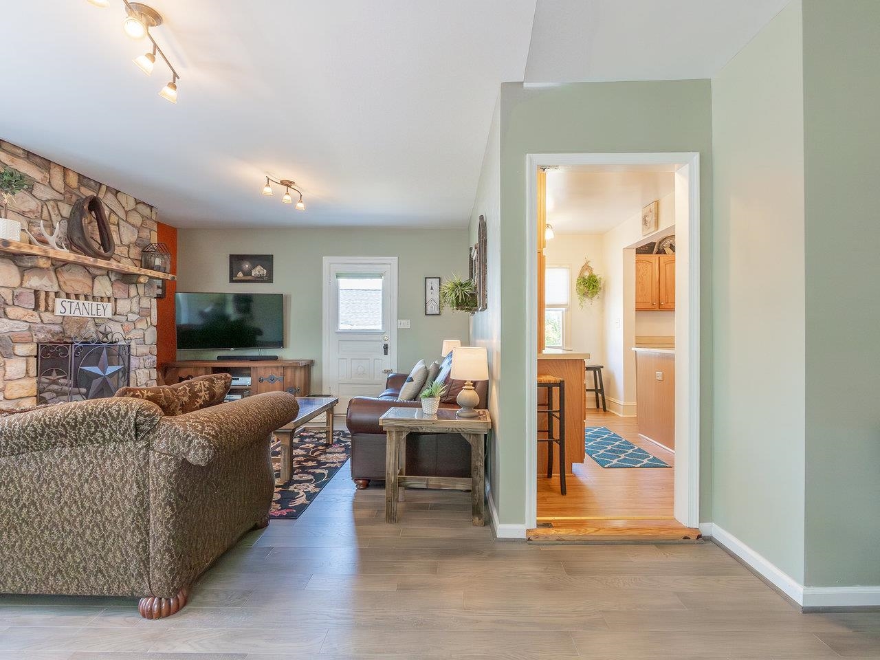 113 W MAIN ST, STANLEY, Virginia 22851, 6 Bedrooms Bedrooms, ,6 BathroomsBathrooms,Residential,113 W MAIN ST,675224 MLS # 675224