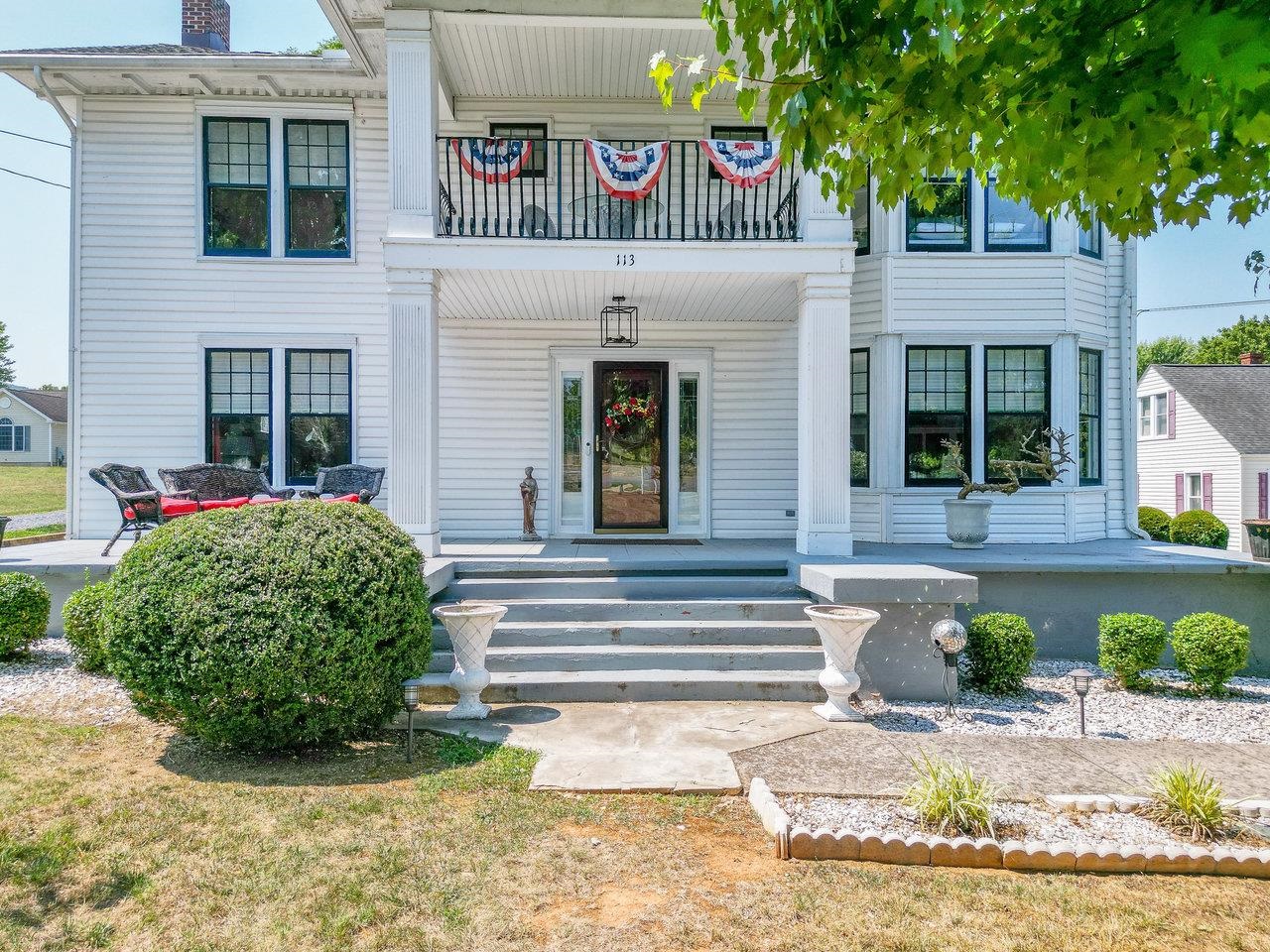 113 W MAIN ST, STANLEY, Virginia 22851, 6 Bedrooms Bedrooms, ,6 BathroomsBathrooms,Residential,113 W MAIN ST,675224 MLS # 675224