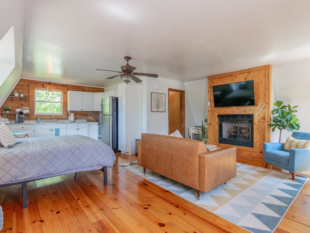 113 W MAIN ST, STANLEY, Virginia 22851, 6 Bedrooms Bedrooms, ,6 BathroomsBathrooms,Residential,113 W MAIN ST,675224 MLS # 675224