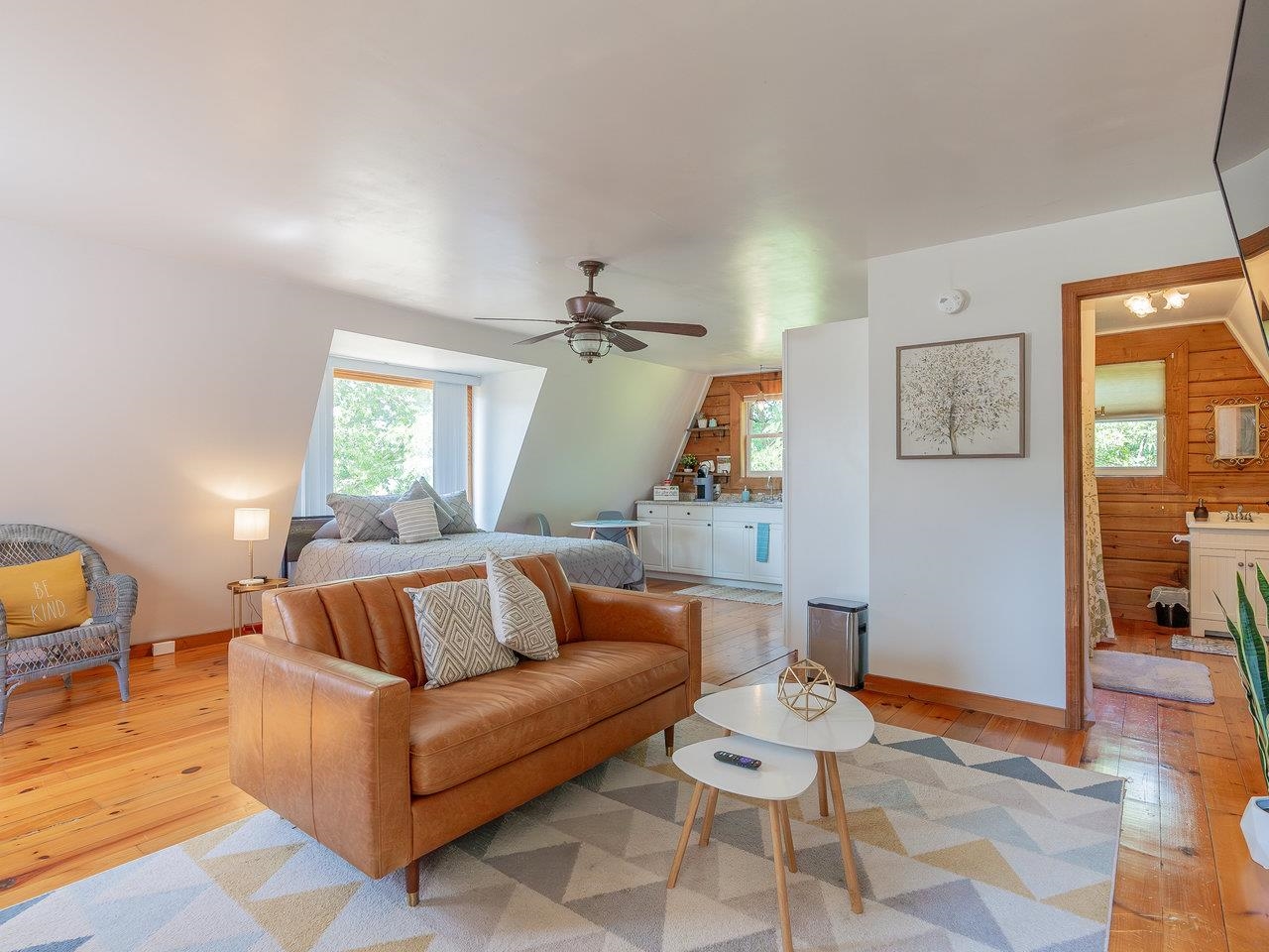 113 W MAIN ST, STANLEY, Virginia 22851, 6 Bedrooms Bedrooms, ,6 BathroomsBathrooms,Residential,113 W MAIN ST,675224 MLS # 675224