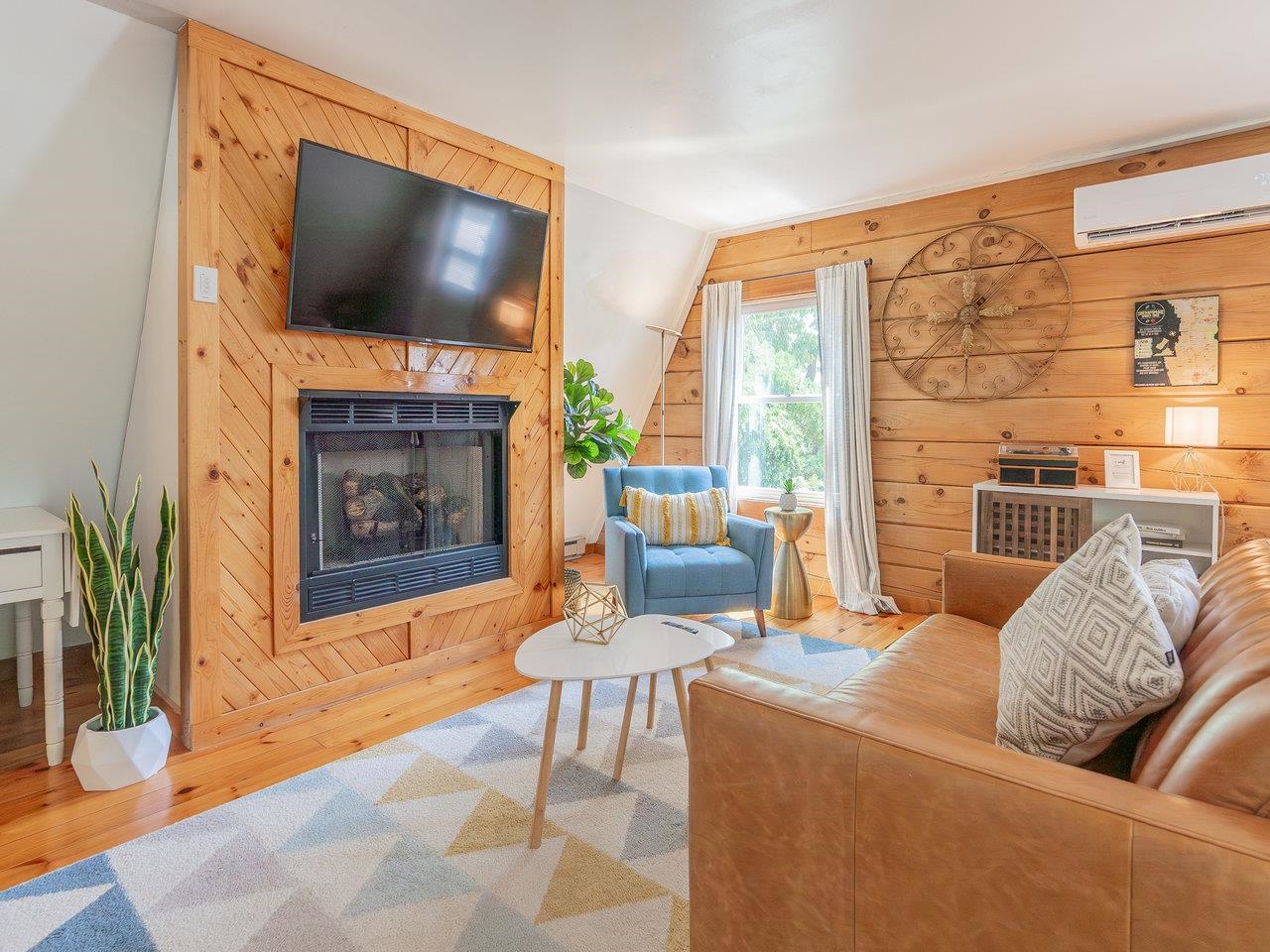 113 W MAIN ST, STANLEY, Virginia 22851, 6 Bedrooms Bedrooms, ,6 BathroomsBathrooms,Residential,113 W MAIN ST,675224 MLS # 675224