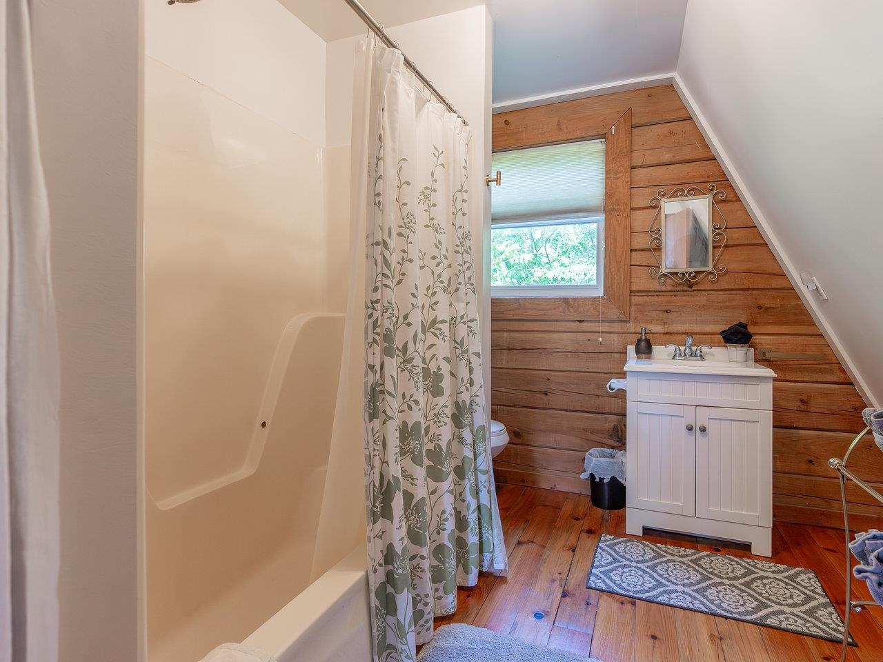 113 W MAIN ST, STANLEY, Virginia 22851, 6 Bedrooms Bedrooms, ,6 BathroomsBathrooms,Residential,113 W MAIN ST,675224 MLS # 675224