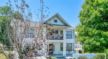 113 W MAIN ST, STANLEY, Virginia 22851, 6 Bedrooms Bedrooms, ,6 BathroomsBathrooms,Residential,113 W MAIN ST,675224 MLS # 675224