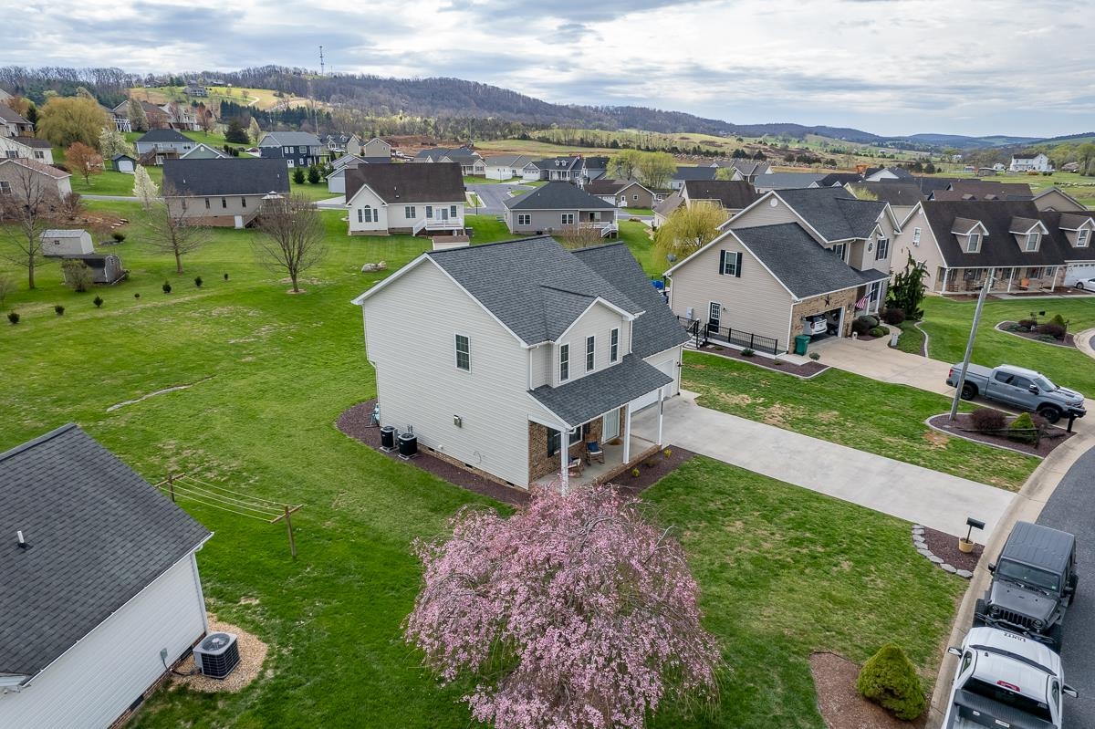 289 KECKLEY CT, BROADWAY, Virginia 22815, 3 Bedrooms Bedrooms, ,2 BathroomsBathrooms,Residential,289 KECKLEY CT,675226 MLS # 675226