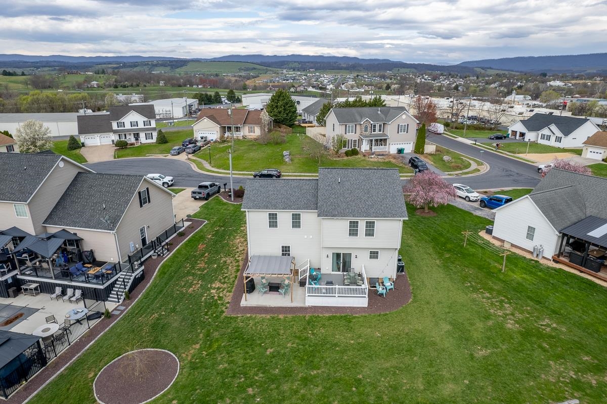 289 KECKLEY CT, BROADWAY, Virginia 22815, 3 Bedrooms Bedrooms, ,2 BathroomsBathrooms,Residential,289 KECKLEY CT,675226 MLS # 675226