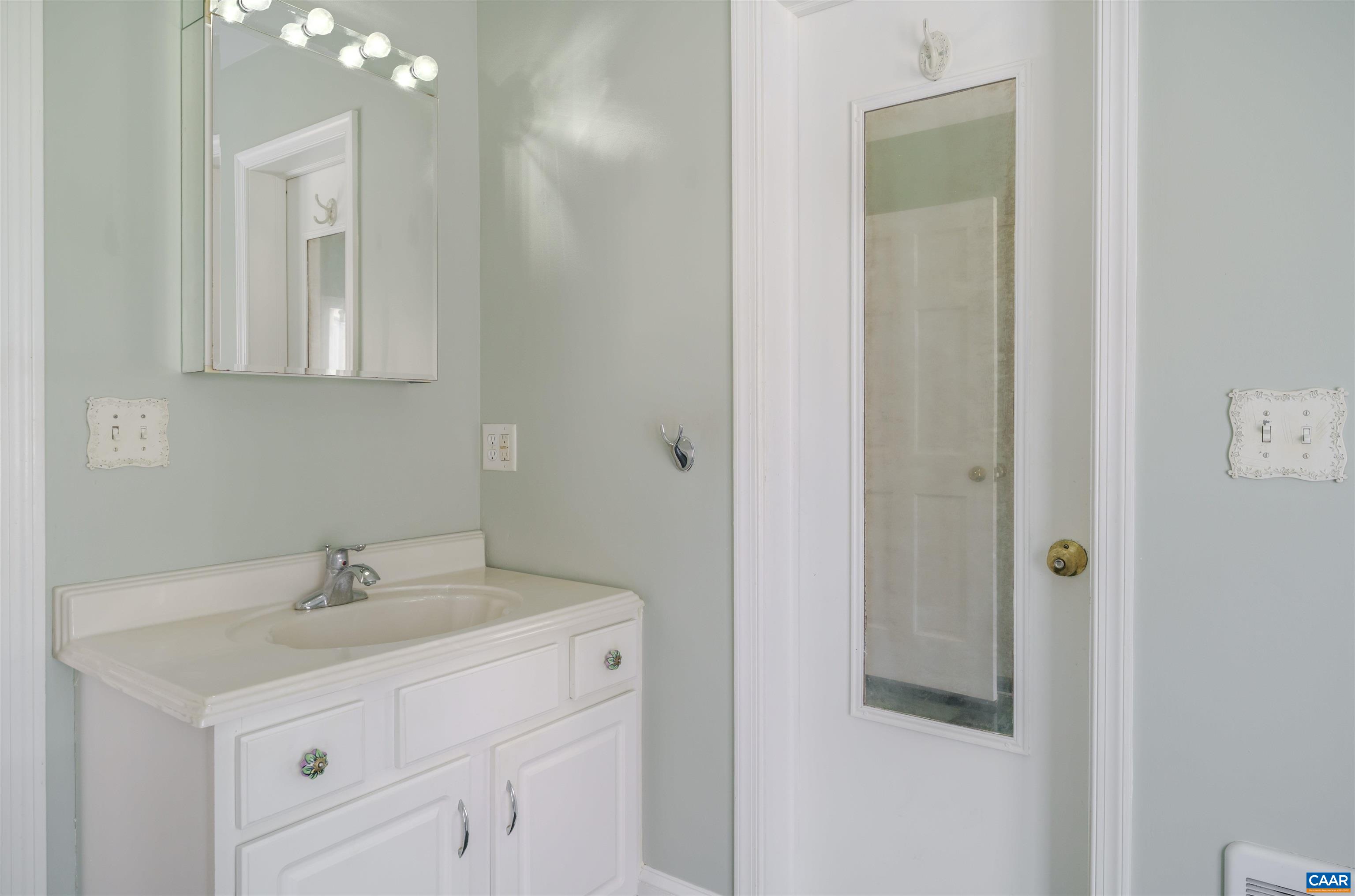 5695 FREE UNION RD, FREE UNION, Virginia 22940, 3 Bedrooms Bedrooms, ,2 BathroomsBathrooms,Residential,Toad Hall,5695 FREE UNION RD,675232 MLS # 675232