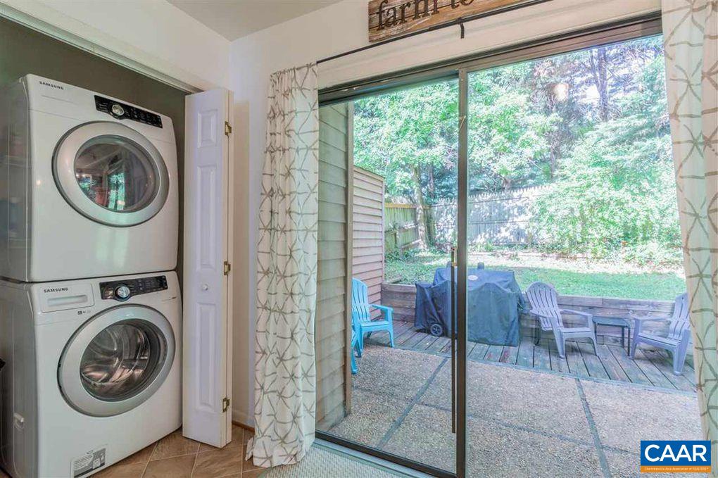 109 HAMMOND ST, CHARLOTTESVILLE, Virginia 22903, 3 Bedrooms Bedrooms, ,1 BathroomBathrooms,Residential,109 HAMMOND ST,675235 MLS # 675235