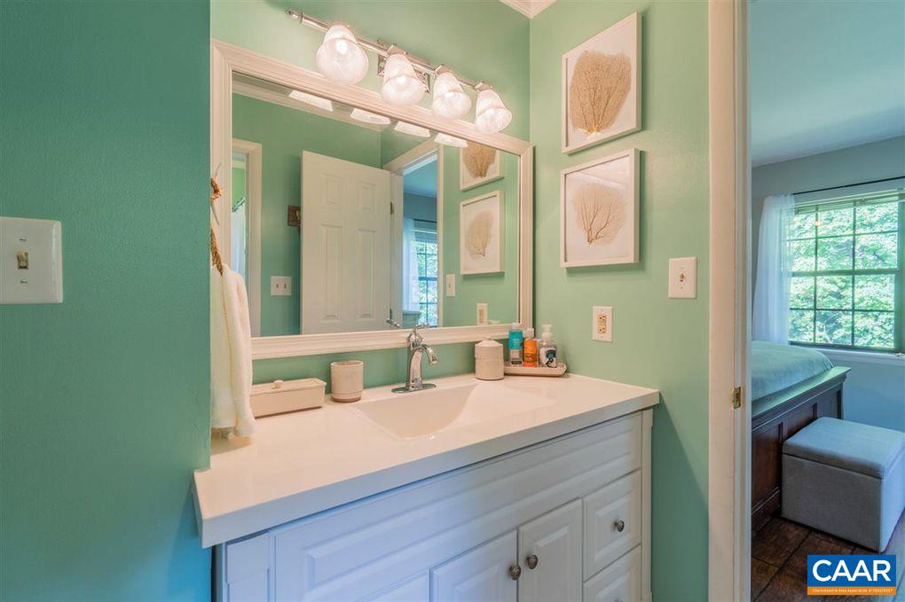 109 HAMMOND ST, CHARLOTTESVILLE, Virginia 22903, 3 Bedrooms Bedrooms, ,1 BathroomBathrooms,Residential,109 HAMMOND ST,675235 MLS # 675235