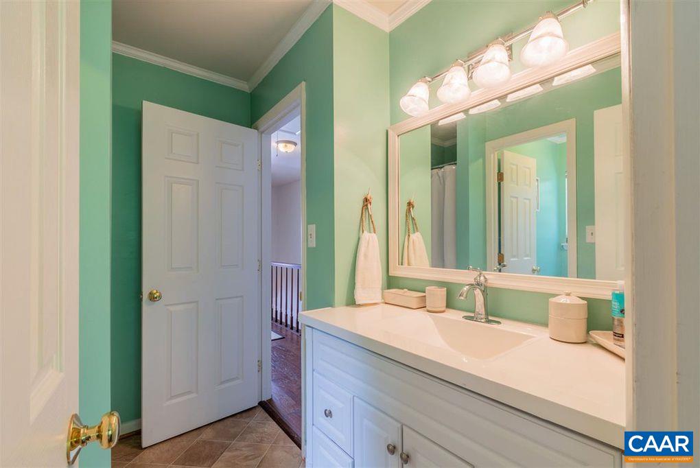 109 HAMMOND ST, CHARLOTTESVILLE, Virginia 22903, 3 Bedrooms Bedrooms, ,1 BathroomBathrooms,Residential,109 HAMMOND ST,675235 MLS # 675235