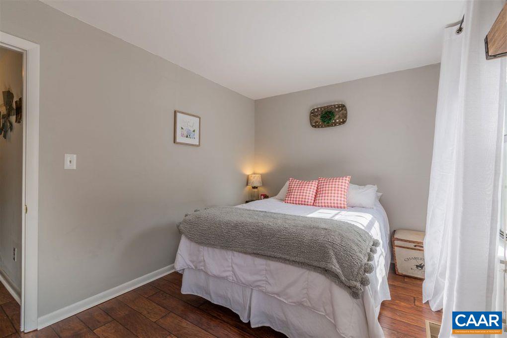 109 HAMMOND ST, CHARLOTTESVILLE, Virginia 22903, 3 Bedrooms Bedrooms, ,1 BathroomBathrooms,Residential,109 HAMMOND ST,675235 MLS # 675235