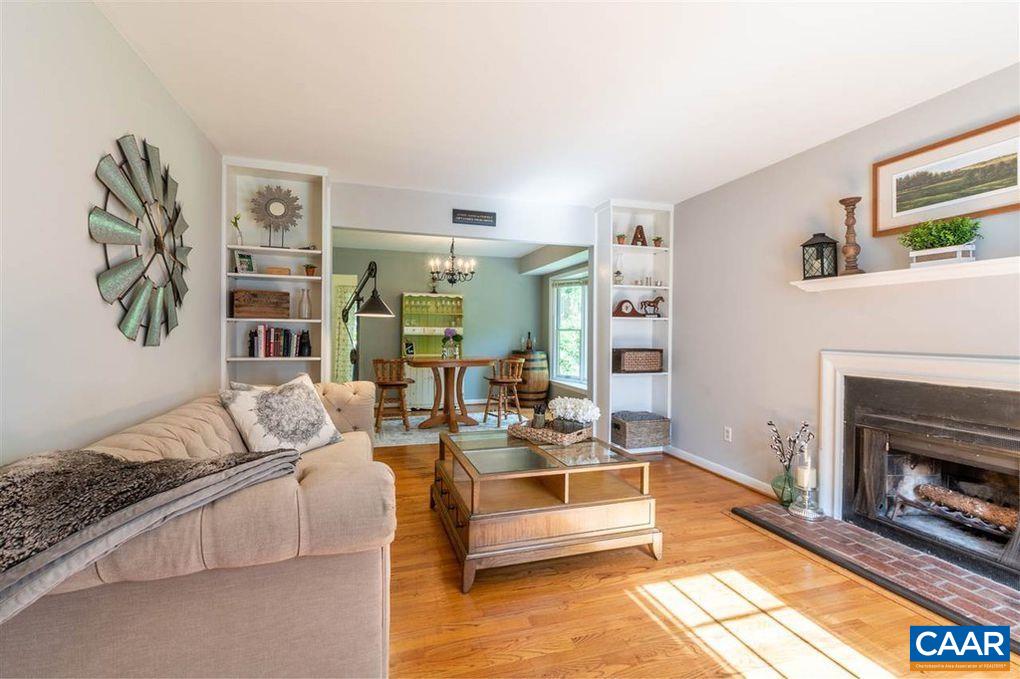 109 HAMMOND ST, CHARLOTTESVILLE, Virginia 22903, 3 Bedrooms Bedrooms, ,1 BathroomBathrooms,Residential,109 HAMMOND ST,675235 MLS # 675235