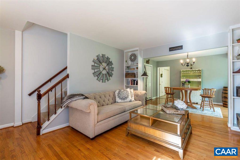 109 HAMMOND ST, CHARLOTTESVILLE, Virginia 22903, 3 Bedrooms Bedrooms, ,1 BathroomBathrooms,Residential,109 HAMMOND ST,675235 MLS # 675235