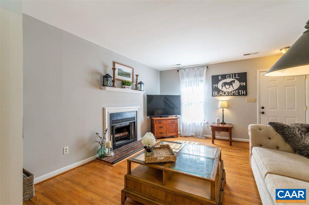 109 HAMMOND ST, CHARLOTTESVILLE, Virginia 22903, 3 Bedrooms Bedrooms, ,1 BathroomBathrooms,Residential,109 HAMMOND ST,675235 MLS # 675235