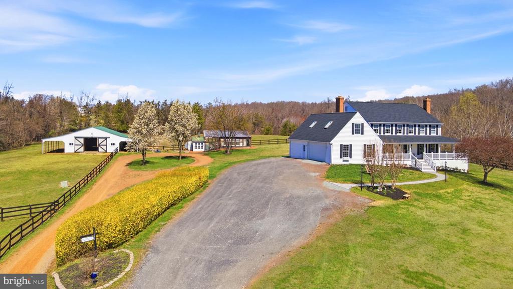 5191 BEACH RIDGE LANE, AMISSVILLE, Virginia 20106, 5 Bedrooms Bedrooms, ,3 BathroomsBathrooms,Residential,5191 BEACH RIDGE LANE,VACU2010766 MLS # VACU2010766