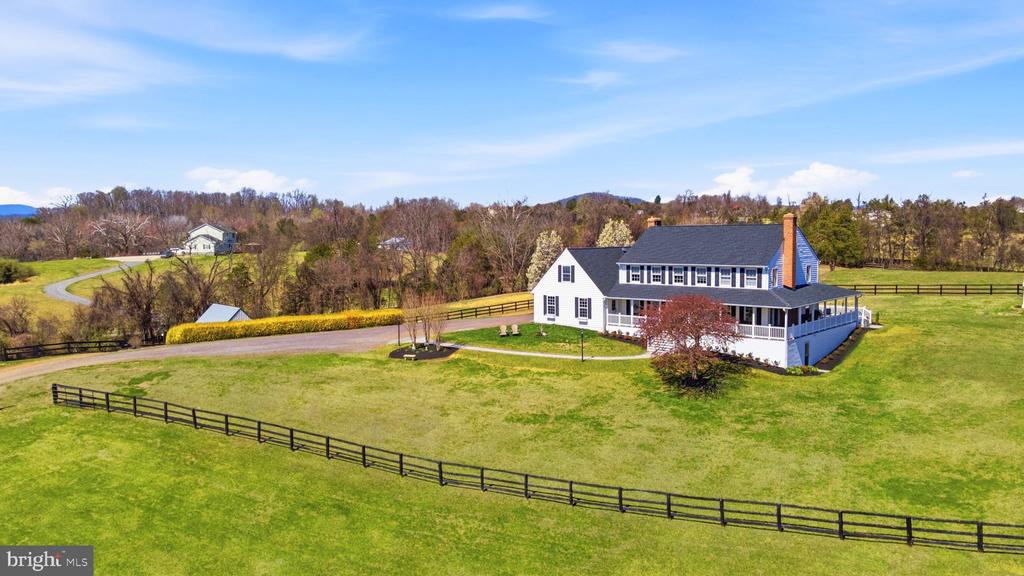 5191 BEACH RIDGE LANE, AMISSVILLE, Virginia 20106, 5 Bedrooms Bedrooms, ,3 BathroomsBathrooms,Residential,5191 BEACH RIDGE LANE,VACU2010766 MLS # VACU2010766