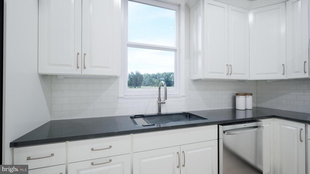 2570 BLUE RIDGE AVE, MARSHALL, Virginia, 3 Bedrooms Bedrooms, ,3 BathroomsBathrooms,Residential,2570 BLUE RIDGE AVE,VAFQ2021268 MLS # VAFQ2021268