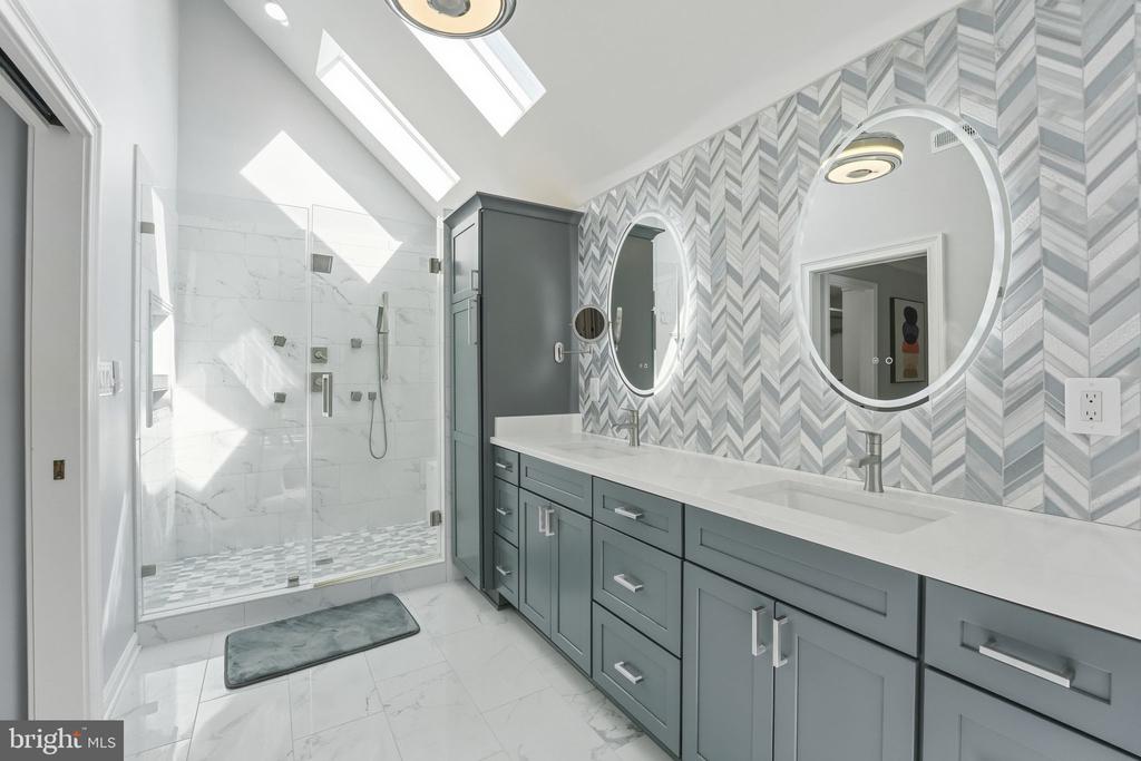 114 ERIN DR, WARRENTON, Virginia 20186, 5 Bedrooms Bedrooms, ,4 BathroomsBathrooms,Residential,114 ERIN DR,VAFQ2021272 MLS # VAFQ2021272 114 ERIN DR, WARRENTON, Virginia 20186, 5 Bedrooms Bedrooms, ,4 BathroomsBathrooms,Residential,114 ERIN DR,VAFQ2021272 MLS # VAFQ2021272