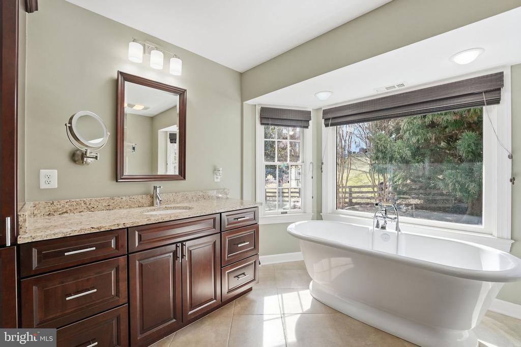 114 ERIN DR, WARRENTON, Virginia 20186, 5 Bedrooms Bedrooms, ,4 BathroomsBathrooms,Residential,114 ERIN DR,VAFQ2021272 MLS # VAFQ2021272 114 ERIN DR, WARRENTON, Virginia 20186, 5 Bedrooms Bedrooms, ,4 BathroomsBathrooms,Residential,114 ERIN DR,VAFQ2021272 MLS # VAFQ2021272