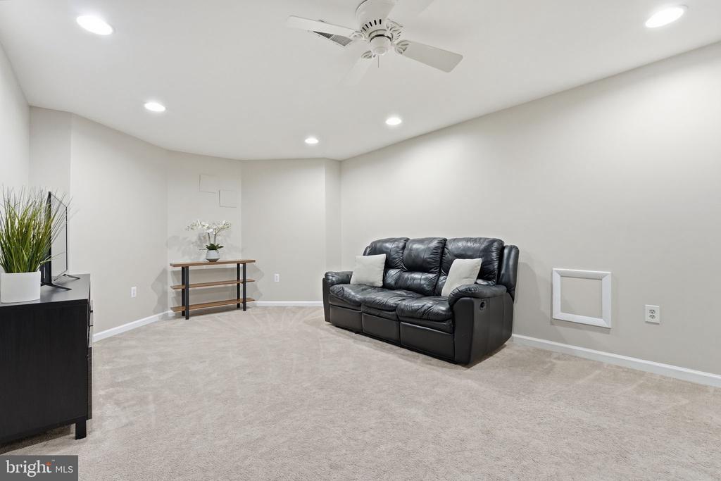 114 ERIN DR, WARRENTON, Virginia 20186, 5 Bedrooms Bedrooms, ,4 BathroomsBathrooms,Residential,114 ERIN DR,VAFQ2021272 MLS # VAFQ2021272 114 ERIN DR, WARRENTON, Virginia 20186, 5 Bedrooms Bedrooms, ,4 BathroomsBathrooms,Residential,114 ERIN DR,VAFQ2021272 MLS # VAFQ2021272