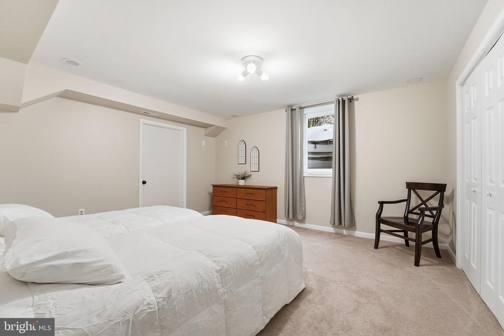 114 ERIN DR, WARRENTON, Virginia 20186, 5 Bedrooms Bedrooms, ,4 BathroomsBathrooms,Residential,114 ERIN DR,VAFQ2021272 MLS # VAFQ2021272 114 ERIN DR, WARRENTON, Virginia 20186, 5 Bedrooms Bedrooms, ,4 BathroomsBathrooms,Residential,114 ERIN DR,VAFQ2021272 MLS # VAFQ2021272