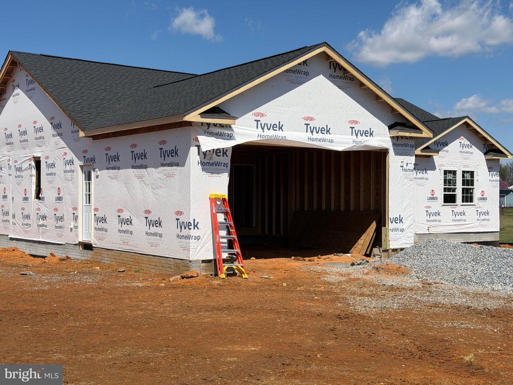 90 ARTHUR LN, LURAY, Virginia 22835, 3 Bedrooms Bedrooms, ,2 BathroomsBathrooms,Residential,90 ARTHUR LN,VAPA2006154 MLS # VAPA2006154