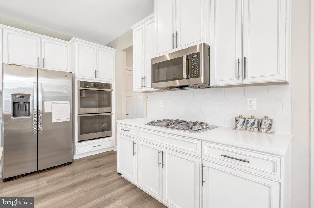 3013 FORESTDALE DR, WARRENTON, Virginia, 5 Bedrooms Bedrooms, ,4 BathroomsBathrooms,Residential,3013 FORESTDALE DR,VAFQ2021258 MLS # VAFQ2021258