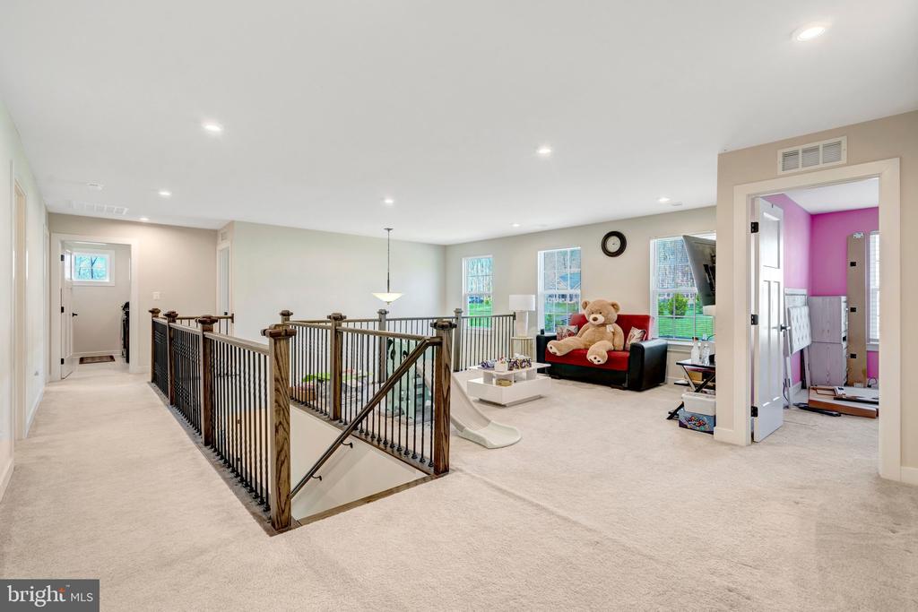 3013 FORESTDALE DR, WARRENTON, Virginia, 5 Bedrooms Bedrooms, ,4 BathroomsBathrooms,Residential,3013 FORESTDALE DR,VAFQ2021258 MLS # VAFQ2021258