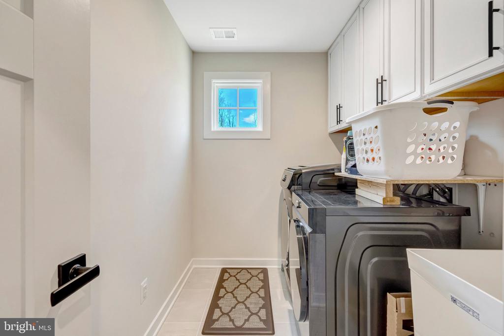 3013 FORESTDALE DR, WARRENTON, Virginia, 5 Bedrooms Bedrooms, ,4 BathroomsBathrooms,Residential,3013 FORESTDALE DR,VAFQ2021258 MLS # VAFQ2021258