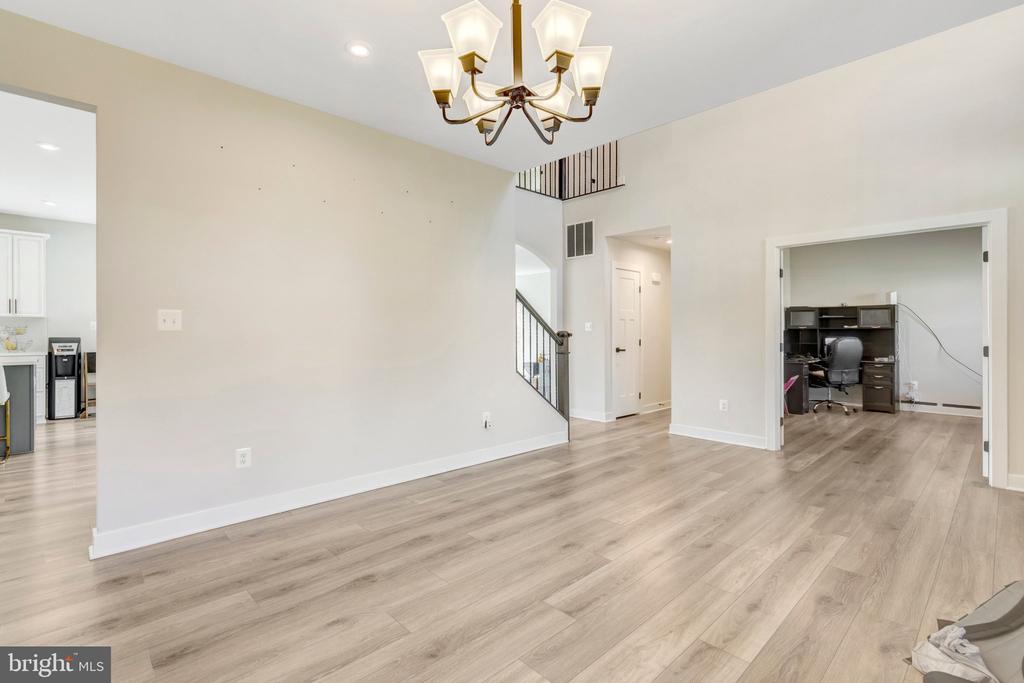 3013 FORESTDALE DR, WARRENTON, Virginia, 5 Bedrooms Bedrooms, ,4 BathroomsBathrooms,Residential,3013 FORESTDALE DR,VAFQ2021258 MLS # VAFQ2021258